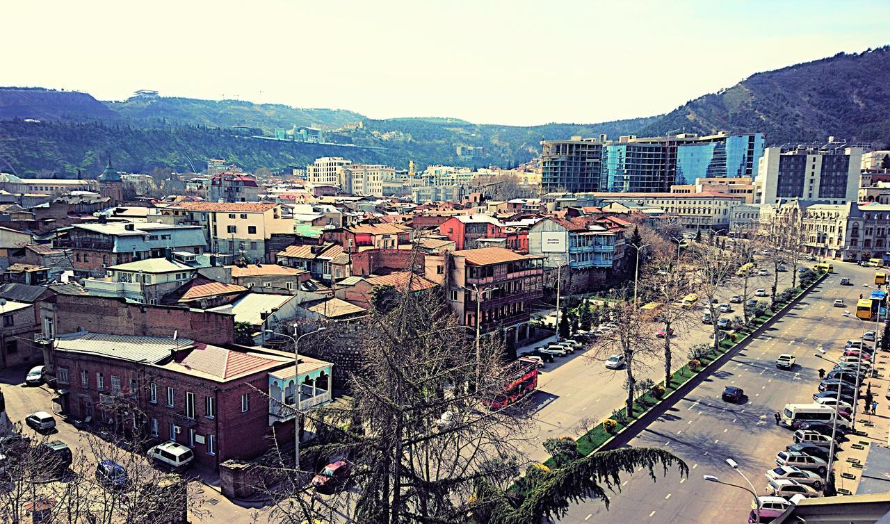 Tbilisi Art Apartament Apartment Ngoại thất bức ảnh